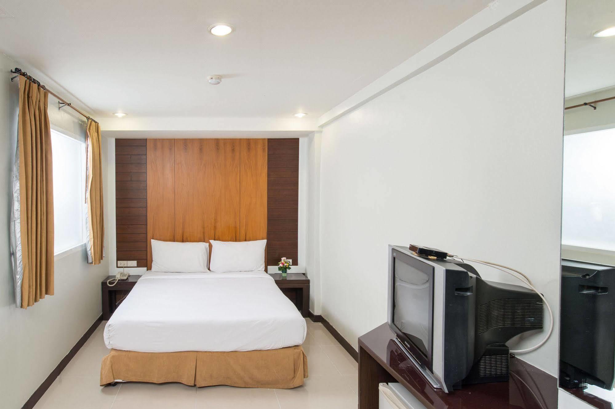 Tara Monte Hotel Bangkok Ngoại thất bức ảnh